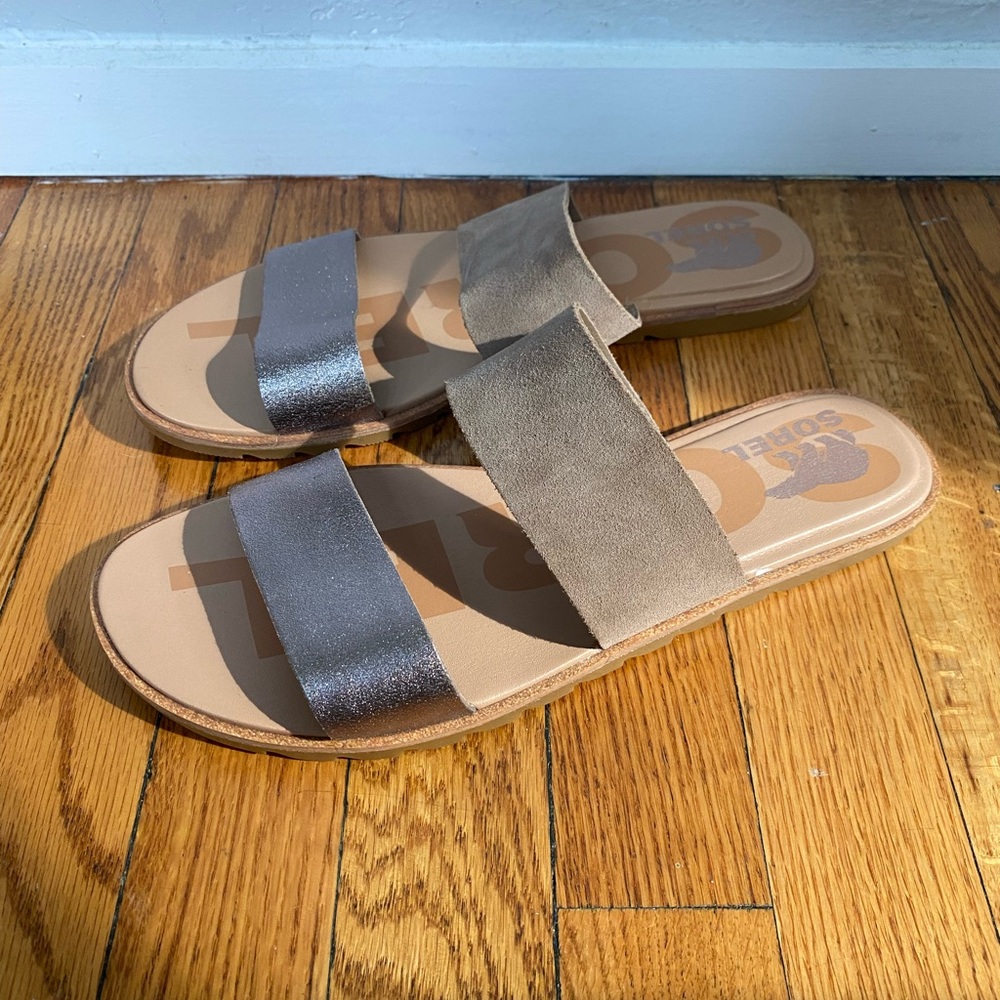Sorel Ella ll Slide Two Strap Metalic/Suede Sandals Size Women’s size 10